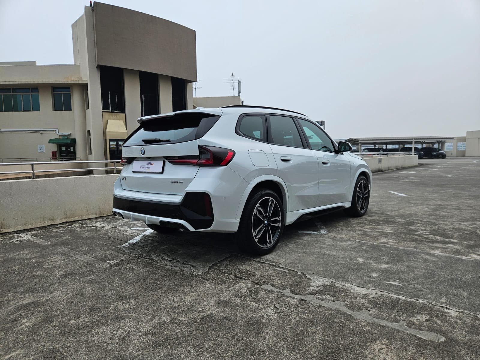 BMW X1 sDrive16i M Sport photo 2